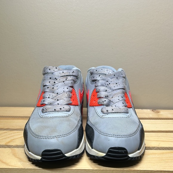 Nike Women's Air Max 90 Essential Wolf Grey / Infrared 616730-014 Size 6 - Picture 2 of 6